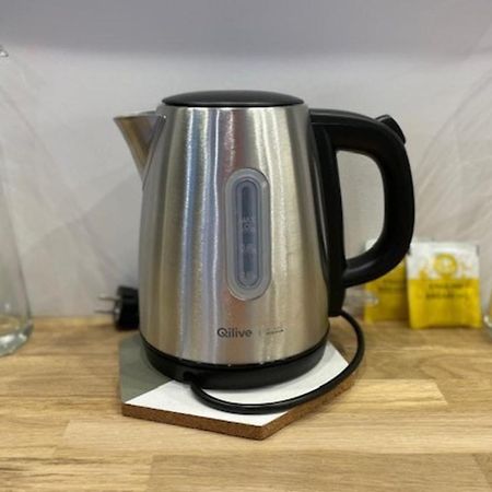 Le Petit St Pierre Charmant 2 Pers Valmy ليون المظهر الخارجي الصورة